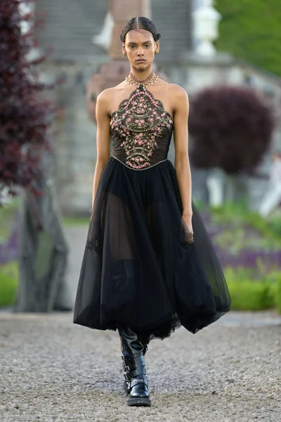 Look 74